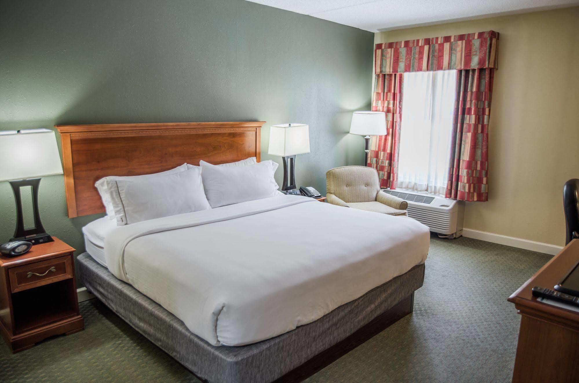 Holiday Inn Express Hotel & Suites Conover - Hickory Area By Ihg Luaran gambar
