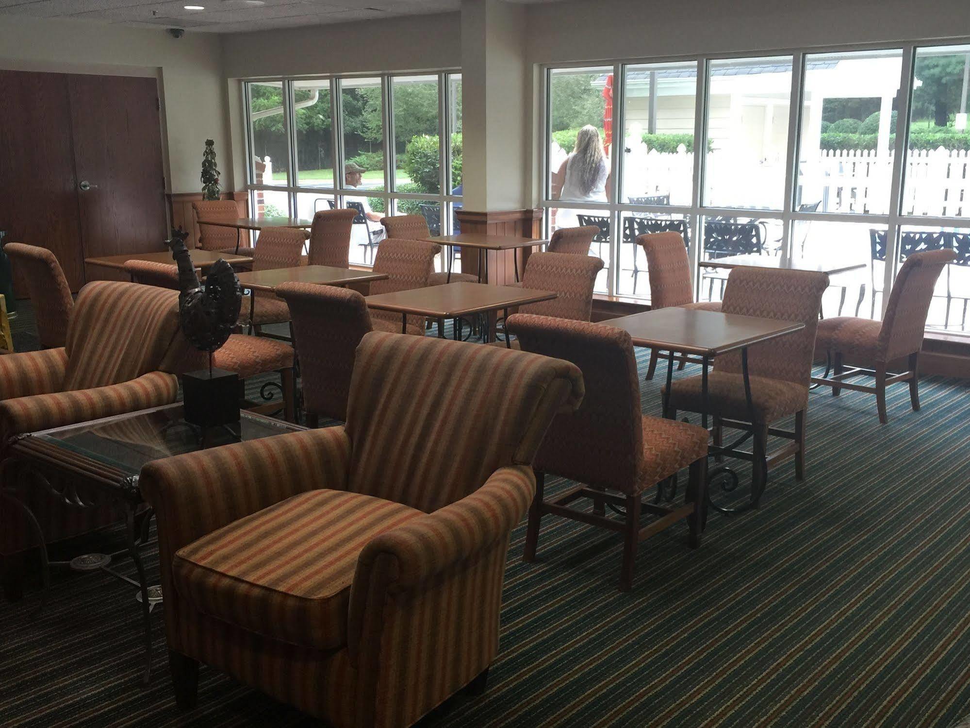 Holiday Inn Express Hotel & Suites Conover - Hickory Area By Ihg Luaran gambar