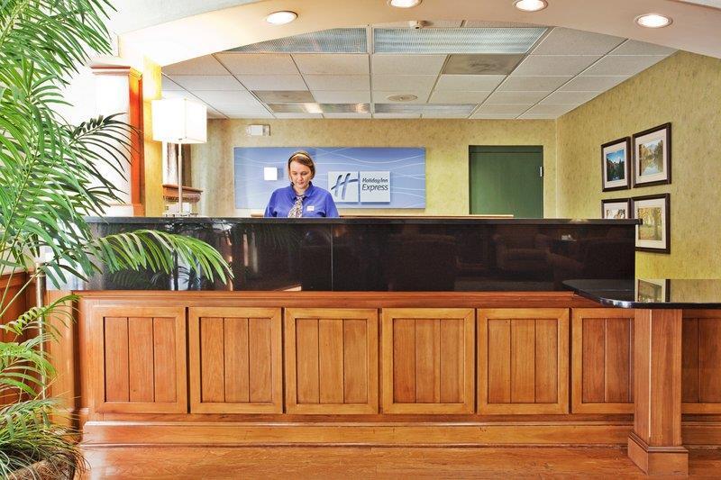 Holiday Inn Express Hotel & Suites Conover - Hickory Area By Ihg Luaran gambar
